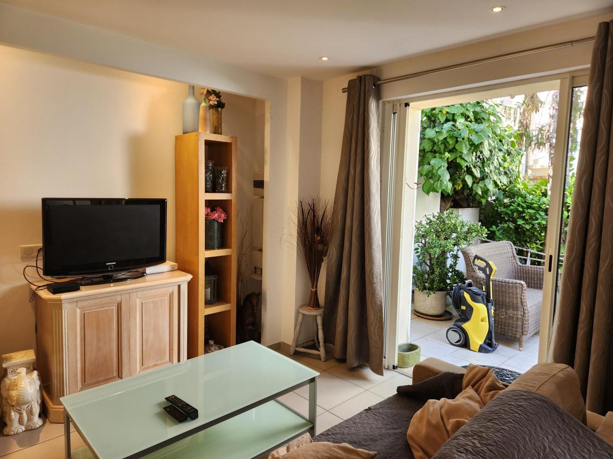 Conseil Immobilier - Maison Centre Hébergement de vacances Cannes